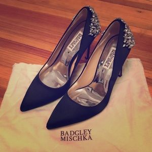 Badgley Mischka Pumps